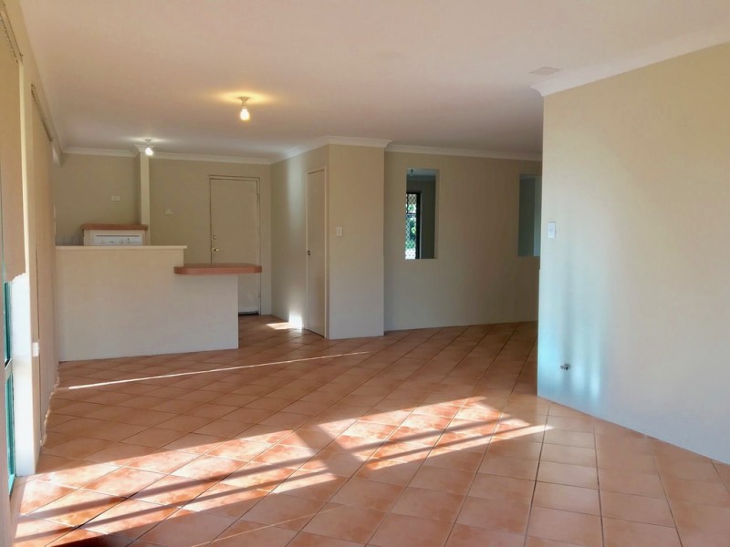 98 Stratton Boulevard, Stratton WA 6056