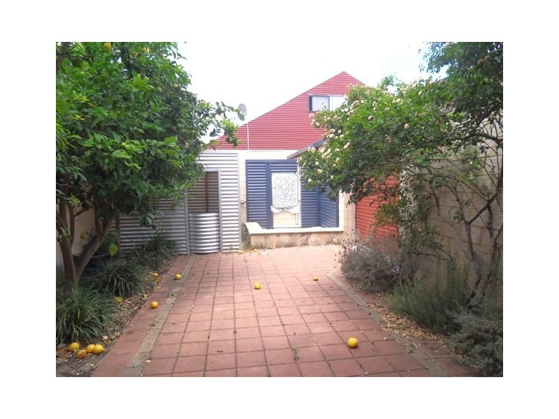 140B Odin Road, Innaloo WA 6018