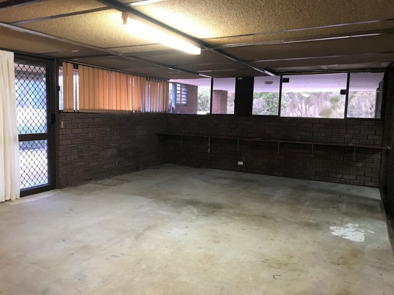 176 Clayton Street, Bellevue WA 6056