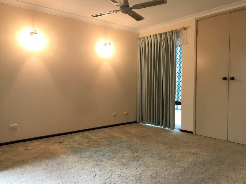 176 Clayton Street, Bellevue WA 6056