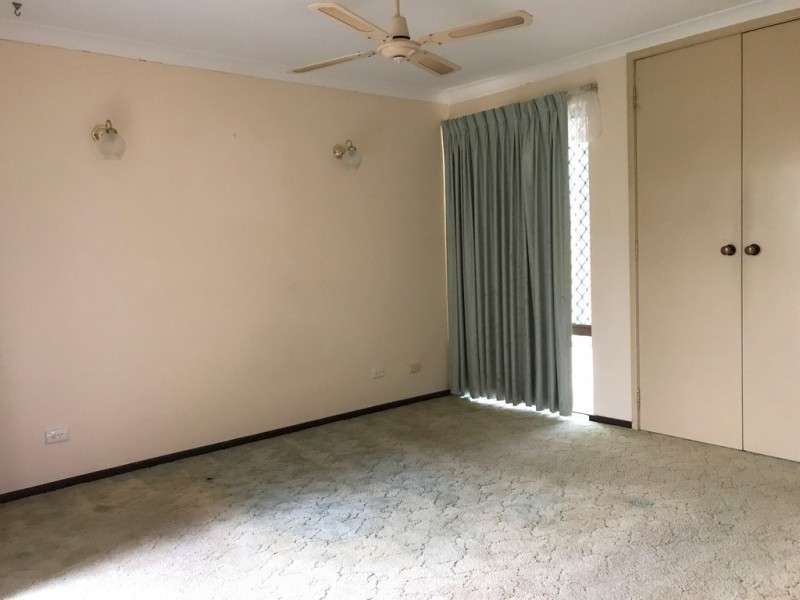 176 Clayton Street, Bellevue WA 6056