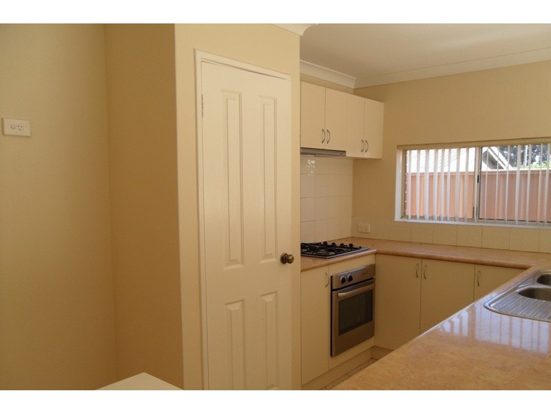 2/13 Gartrell Street, Midland WA 6056