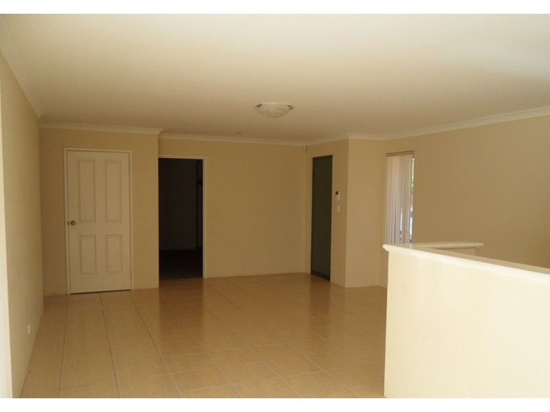 2/13 Gartrell Street, Midland WA 6056