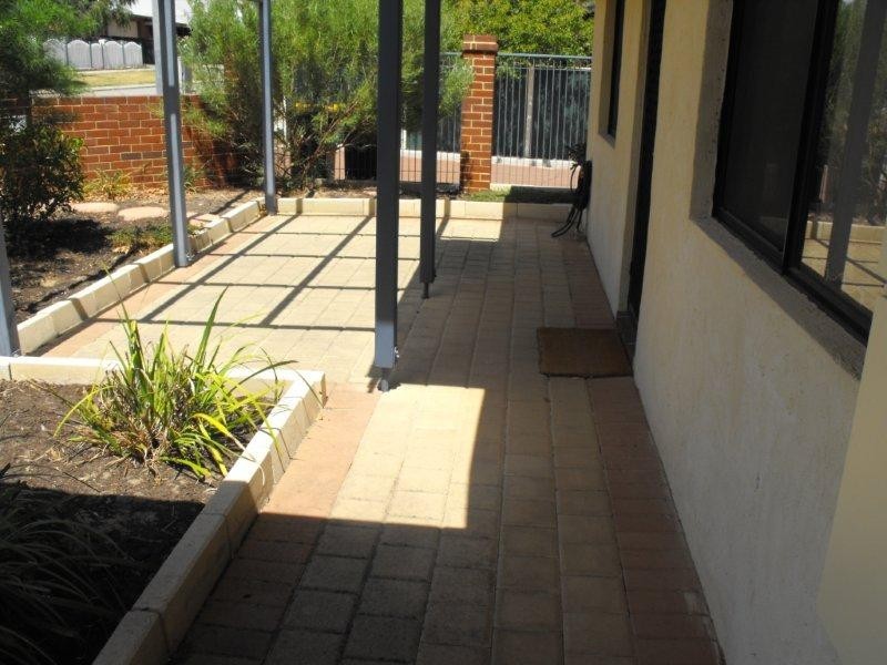 37/11 Elvire St, Midland WA 6056