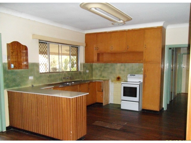 77 Edney Road, High Wycombe WA 6057