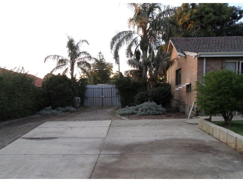 77 Edney Road, High Wycombe WA 6057