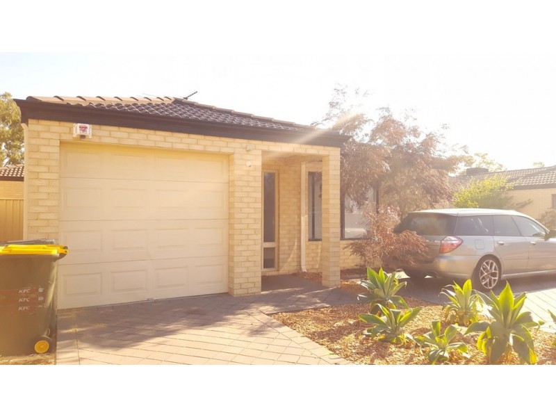2/7 Templeman Pl, Midland WA 6056
