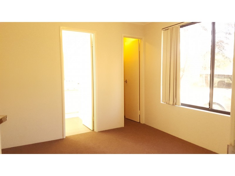 2/7 Templeman Pl, Midland WA 6056