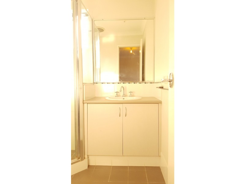 2/7 Templeman Pl, Midland WA 6056