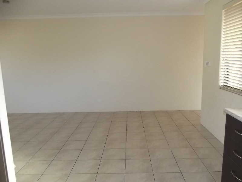 2/33 Elvire St, Viveash WA 6056