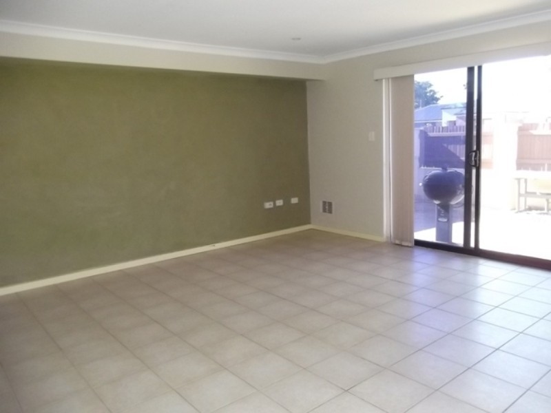 2/3 Henry Street, Midland WA 6056