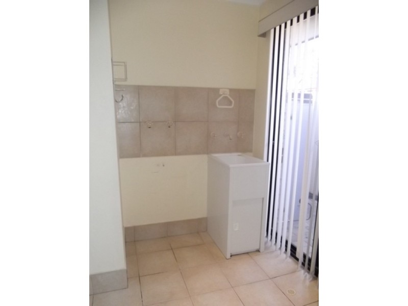 2/3 Henry Street, Midland WA 6056