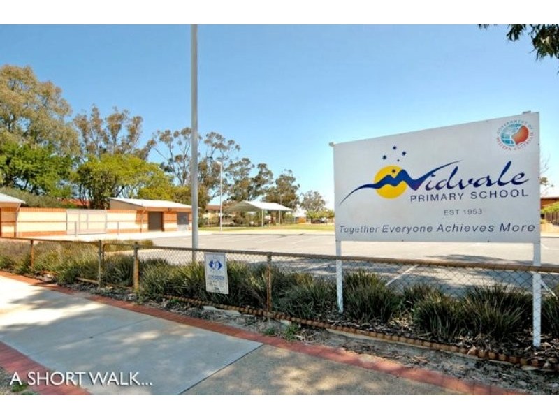 2/3 Henry Street, Midland WA 6056