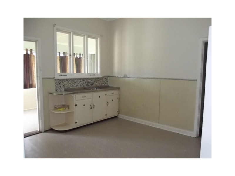 65 Loton Ave, Midland WA 6056