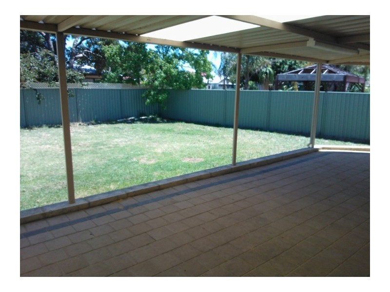 32 Patterson Dve, Middle Swan WA 6056