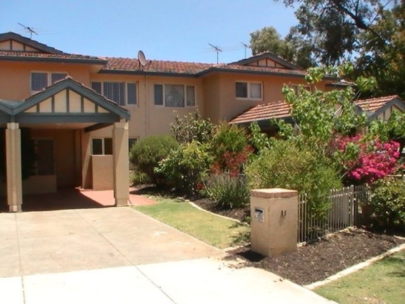 11 Bates Loop, Lockridge WA 6054