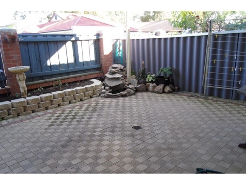 11 Bates Loop, Lockridge WA 6054