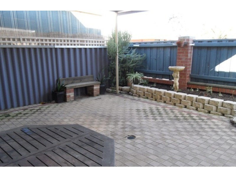 11 Bates Loop, Lockridge WA 6054