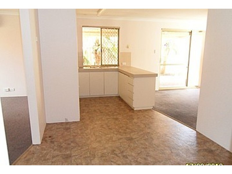 2/1 Warde Street, Midland WA 6056