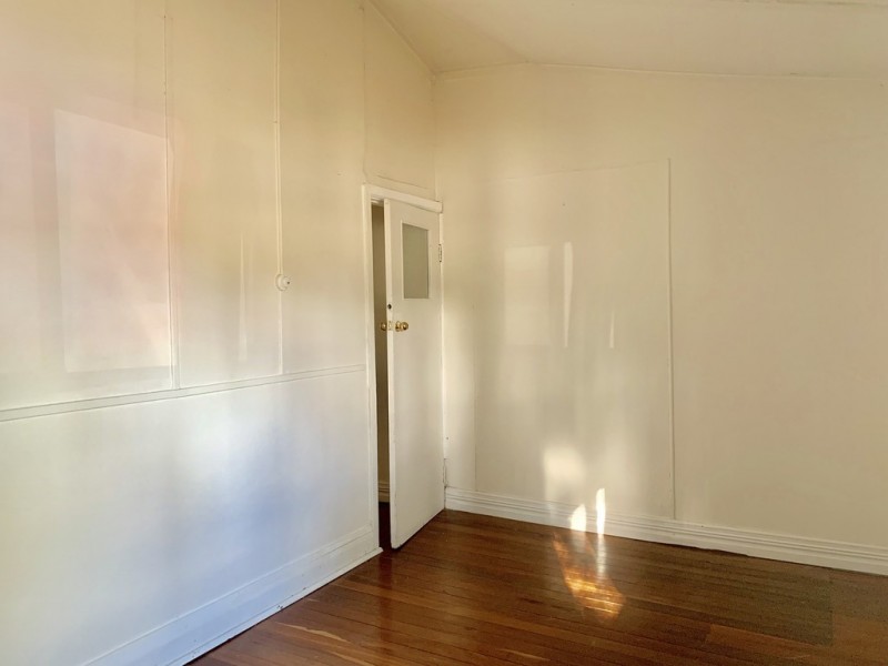 36 Marlboro Road, Swan View WA 6056