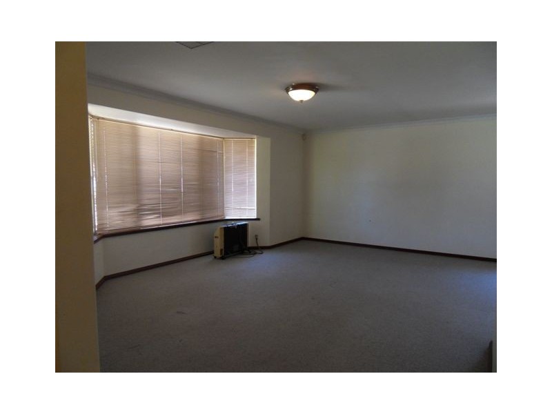 22 Roger Street, Midland WA 6056