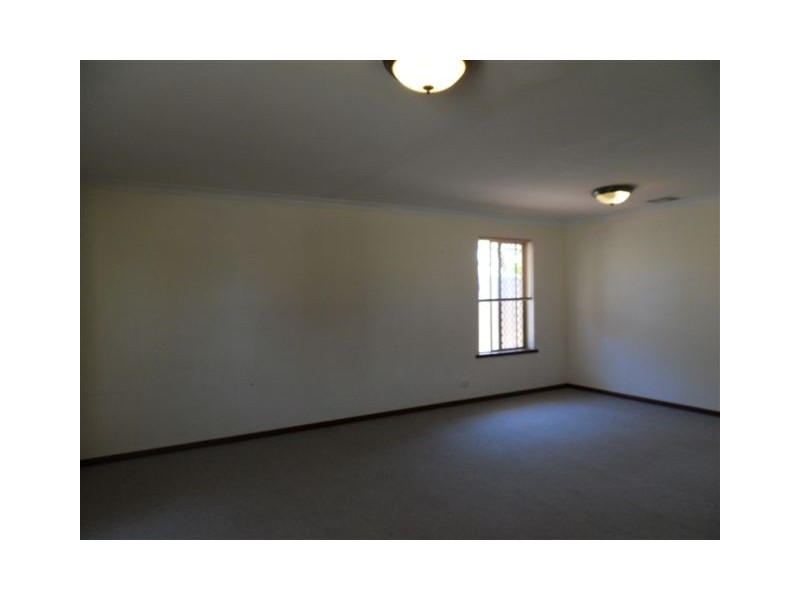 22 Roger Street, Midland WA 6056
