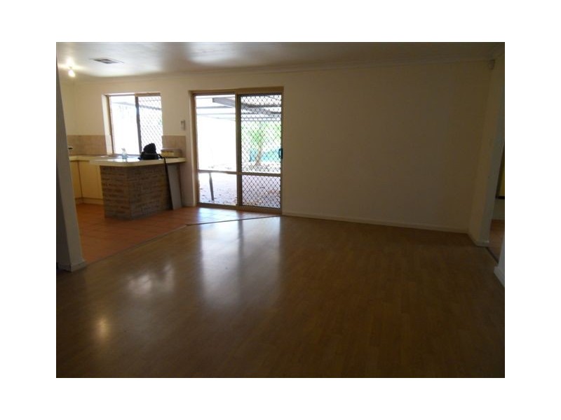 22 Roger Street, Midland WA 6056