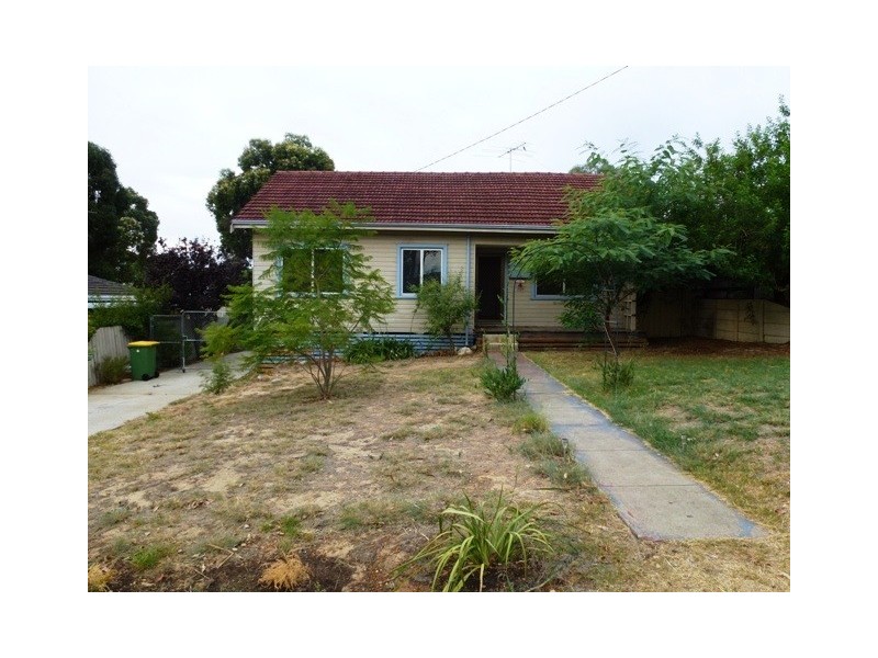 11 Gladstone Avenue, Swan View WA 6056