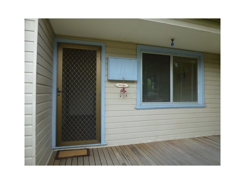 11 Gladstone Avenue, Swan View WA 6056