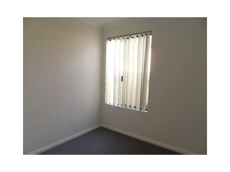 1/2 Sampson Close, Midland WA 6056