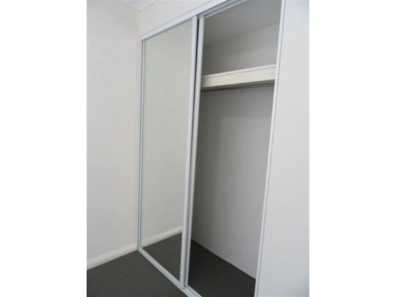 1/2 Sampson Close, Midland WA 6056