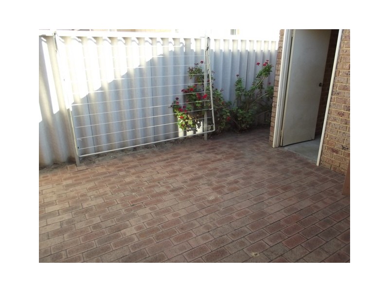 2/19 Hamersley Street, Midland WA 6056