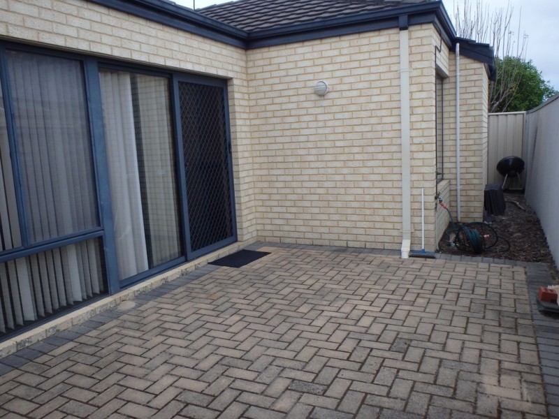 9C Doust Street, Cannington WA 6107