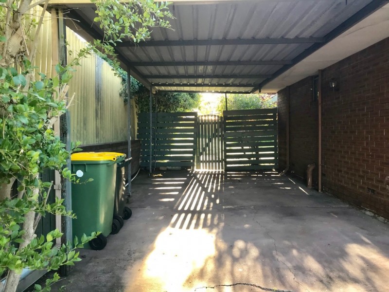 8 Markham Way, Swan View WA 6056