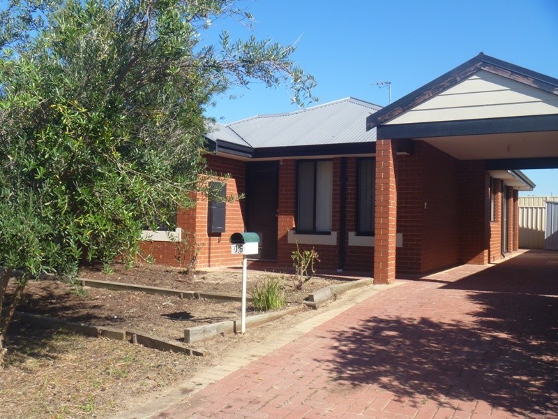 16 Hodges St, Middle Swan WA 6056