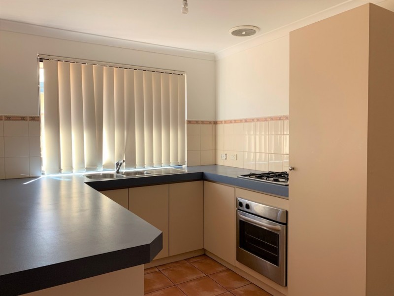 16 Hodges St, Middle Swan WA 6056