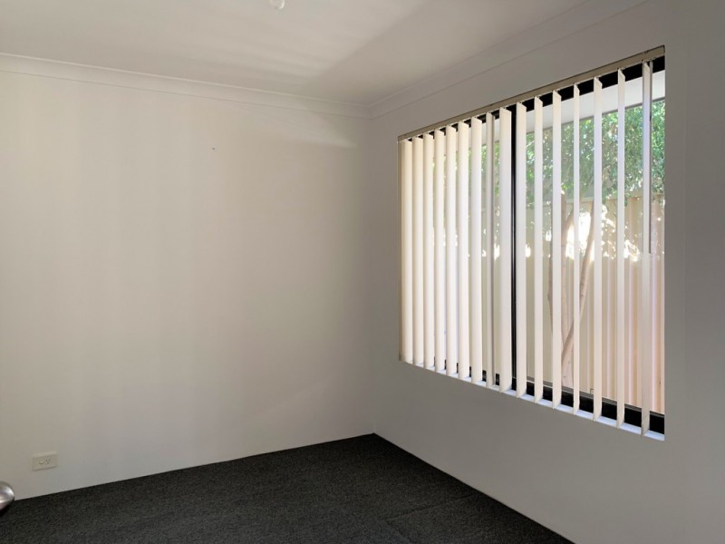 16 Hodges St, Middle Swan WA 6056