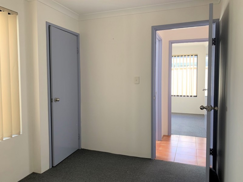 16 Hodges St, Middle Swan WA 6056