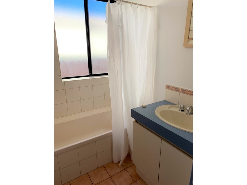 16 Hodges St, Middle Swan WA 6056