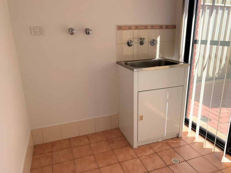 16 Hodges St, Middle Swan WA 6056