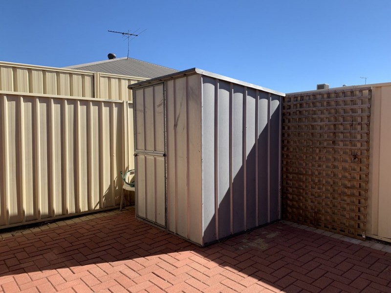 16 Hodges St, Middle Swan WA 6056