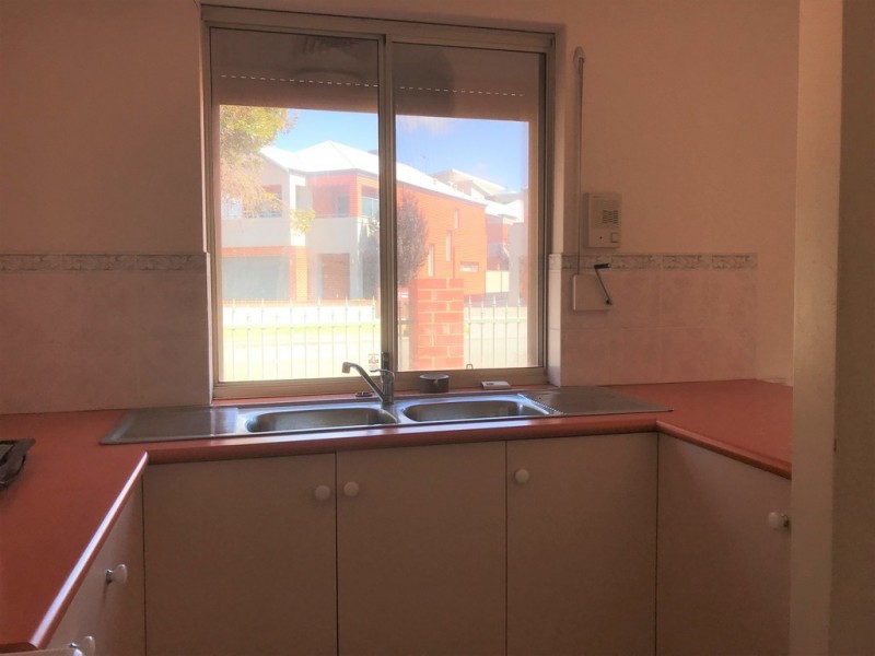 18B Templeman Place, Midland WA 6056