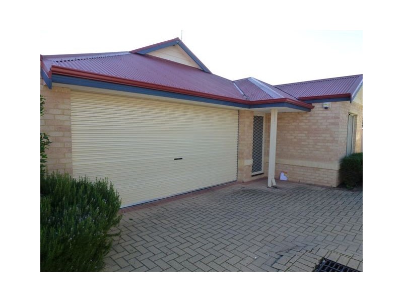 4/22 Charles Street, Midland WA 6056