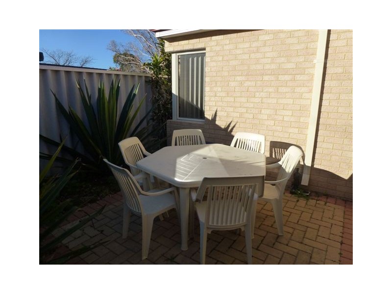 4/22 Charles Street, Midland WA 6056