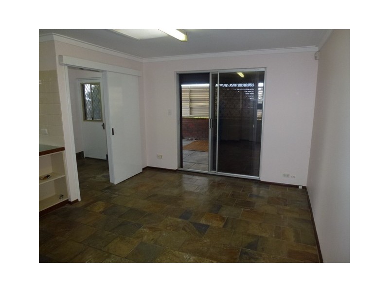 3 Chalfont Way, Swan View WA 6056