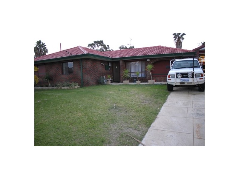 7 ELLESMERE ROAD, Swan View WA 6056