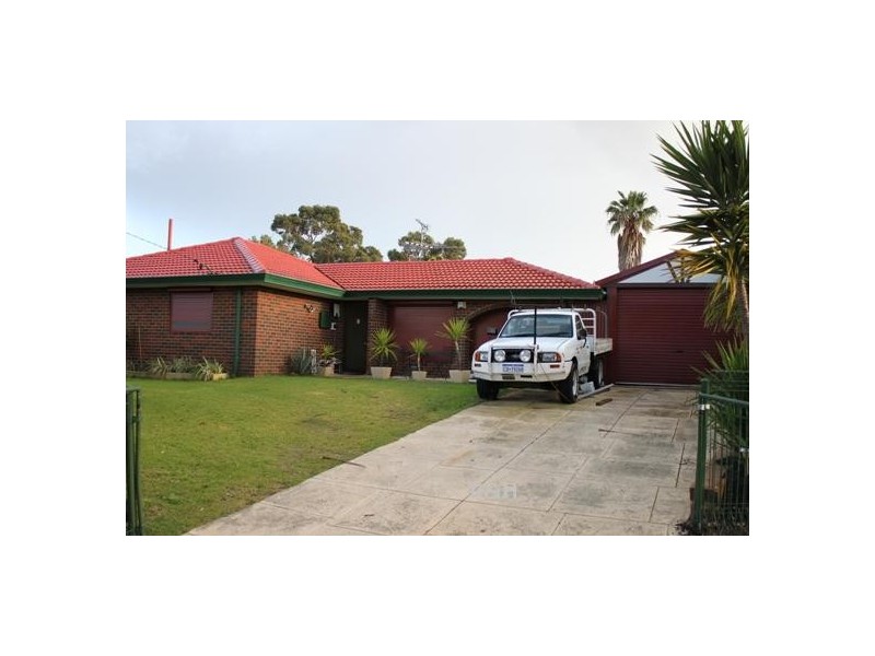 7 ELLESMERE ROAD, Swan View WA 6056