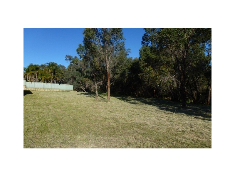 140 Horwood Road, Swan View WA 6056