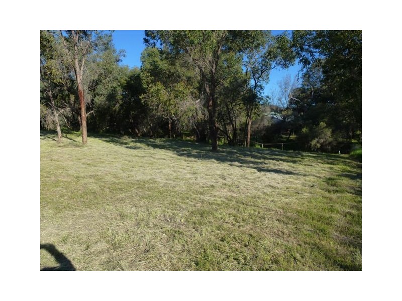 140 Horwood Road, Swan View WA 6056