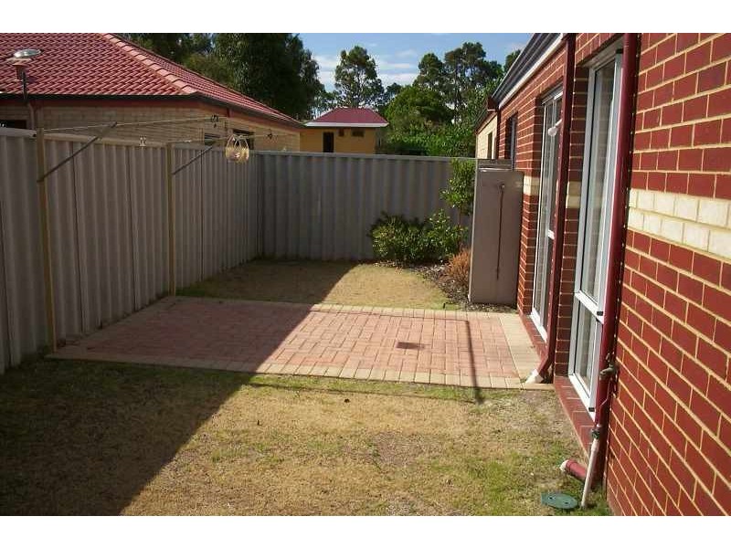 3/28 Holmesdale Rd, Woodbridge WA 6056